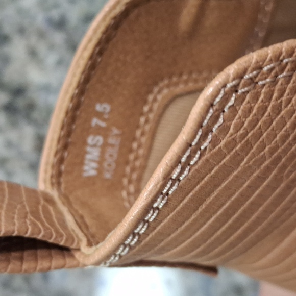 "DOLCE VITA" SZ. 7.5, KOOLEY ANKLE BOOTIES. NWOT. NEVER WORN! - Picture 7 of 16